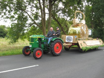Ernteumzug Völlenerkönigsfehn 2012