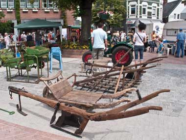landwirtschaftliche Geräte aus Holz